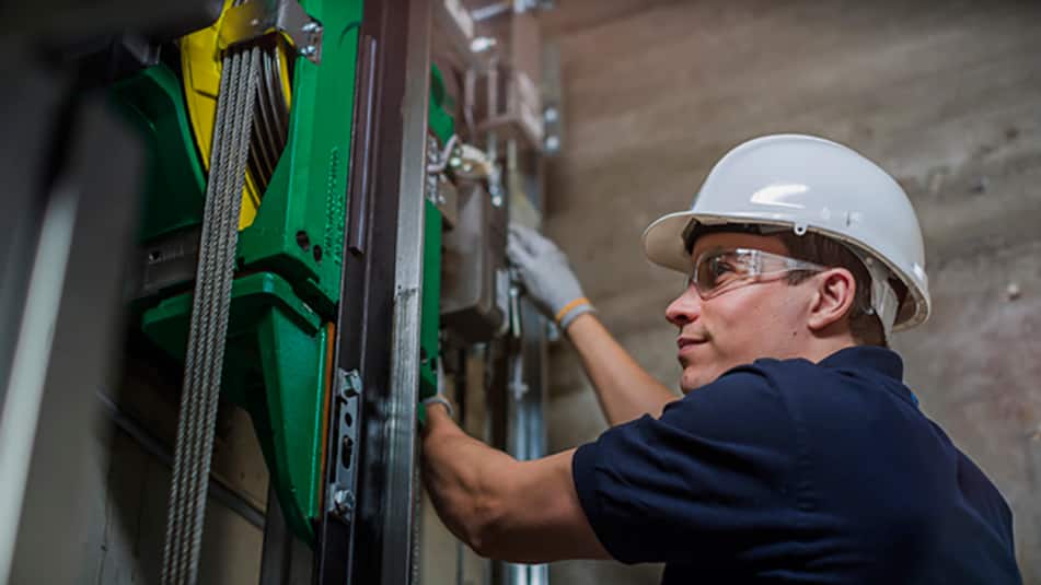 Innovative Technologien wie der  regenerative KONE EcoDisc®-Antrieb können eine beispiellose Energieeffizienz bieten.