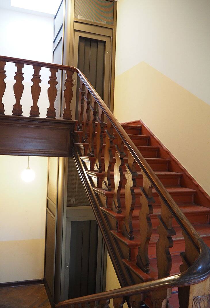 kone-image-referenz-scharperstrasse-berlin-nanospace-innen-treppenhaus-730x1070