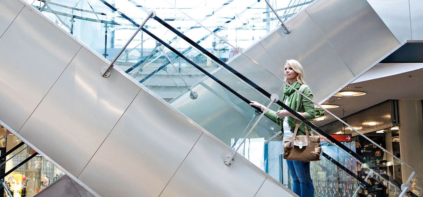 Kone Roltrappen Komponenten tauschen Rolltreppe und Rollsteig - KONE Österreich
